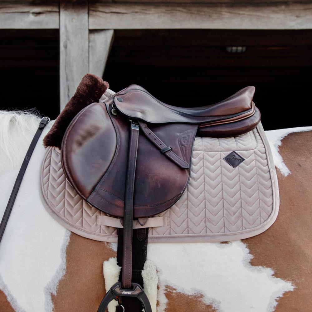 Skin Friendly Saddle Pad Velvet Jumping