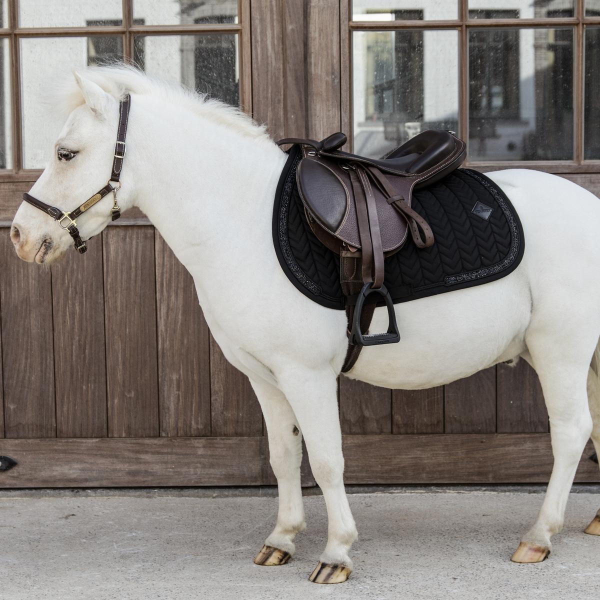 Tapis de selle jumping équitation – Aurora Blues ES Tapis de selle jumping équitation – Aurora Blues ES
